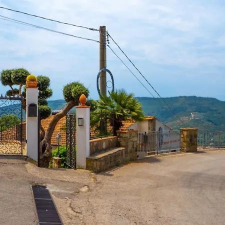 Casa Cardone Holiday home
